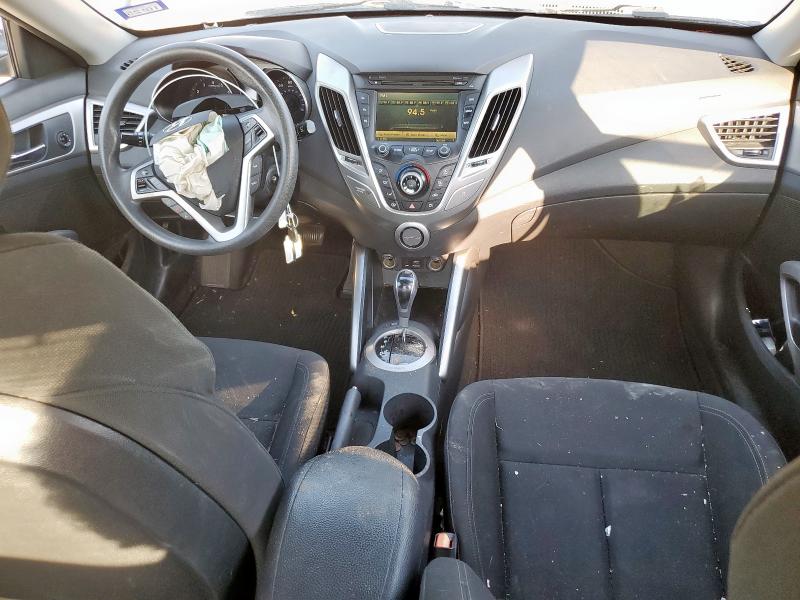 KMHTC6AD4FU245065 - 2015 HYUNDAI VELOSTER შავი ფოტო 8