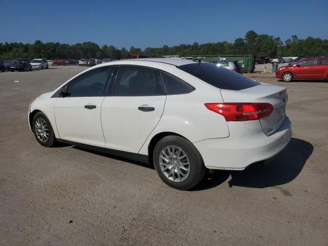 1FADP3E22JL211585 - 2018 FORD FOCUS S 白色 照片 2