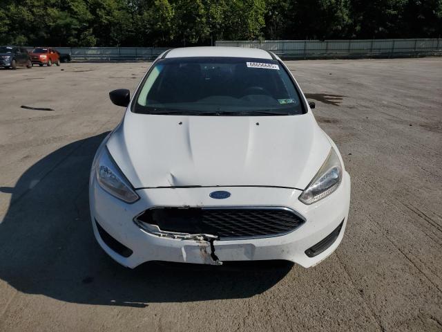 1FADP3E22JL211585 - 2018 FORD FOCUS S 白色 照片 5