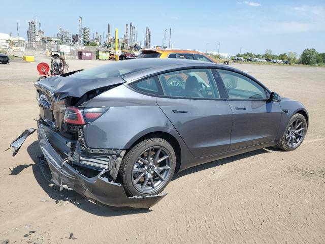 5YJ3E1EA9NF340617 - 2022 TESLA MODEL 3 灰色 照片 3