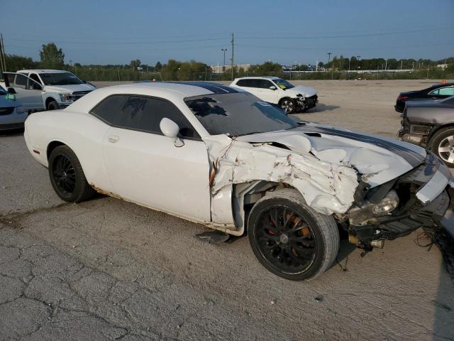 2C3CDYAG8DH627871 - 2013 DODGE CHALLENGER SXT WHITE photo 4