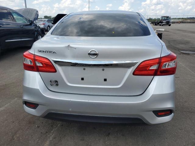 3N1AB7AP5JY322307 - 2018 NISSAN SENTRA S 银色 照片 6