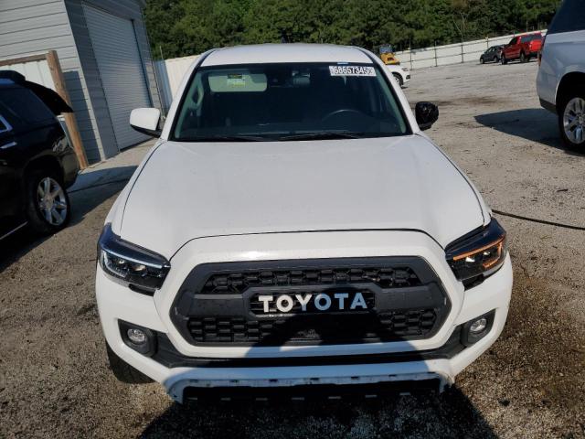 5TFAX5GN2LX166224 - 2020 TOYOTA TACOMA DOUBLE CAB WHITE photo 5