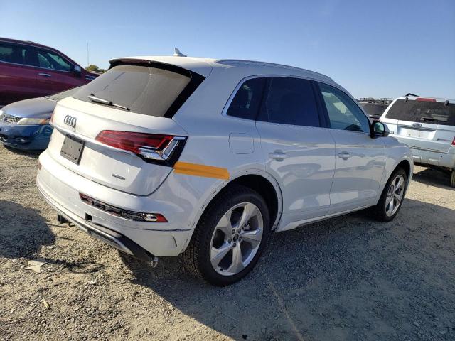 WA1CAAFY3M2021796 - 2021 AUDI Q5 PRESTIGE WHITE photo 3