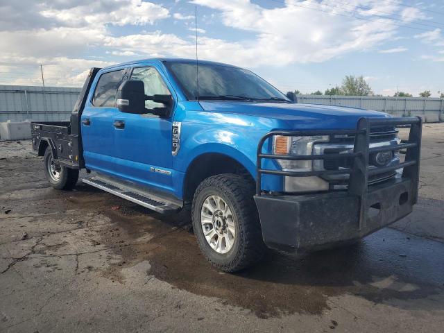 1FT8W3BT8LEE85375 - 2020 FORD F350 SUPER DUTY BLUE photo 4