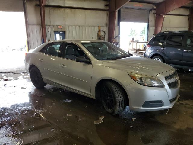 1G11B5SA6DF138283 - 2013 CHEVROLET MALIBU LS 银色 照片 4
