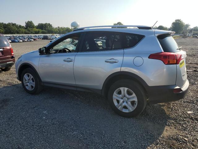 JTMZFREV3EJ011302 - 2014 TOYOTA RAV4 LE 银色 照片 2
