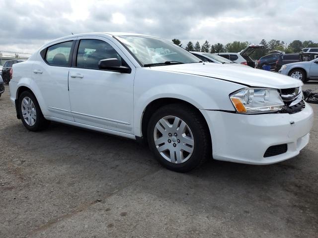 1B3BD4FB3BN586925 - 2011 DODGE AVENGER EXPRESS Biały zdjęcie 4