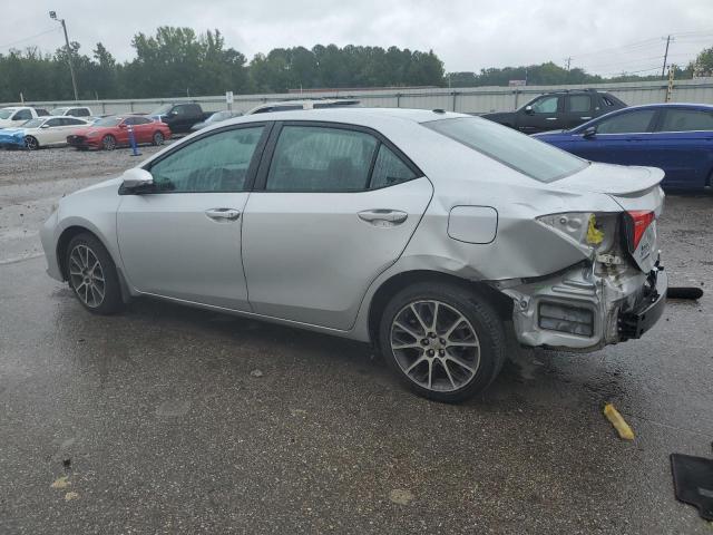 5YFBURHE2HP623509 - 2017 TOYOTA COROLLA L SILVER photo 2