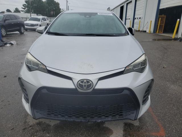 5YFBURHE2HP623509 - 2017 TOYOTA COROLLA L SILVER photo 5