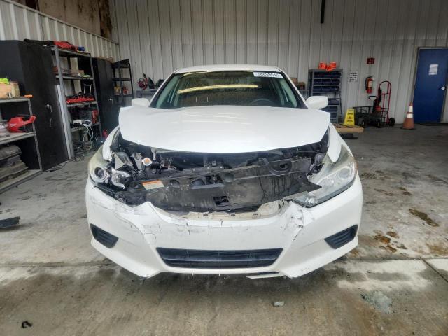 1N4AL3AP1GN341306 - 2016 NISSAN ALTIMA 2.5 WHITE photo 5