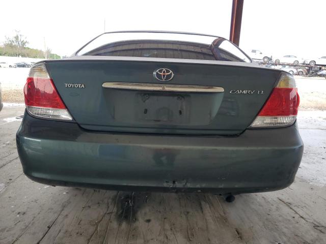 4T1BE32K25U407713 - 2005 TOYOTA CAMRY LE GREEN photo 6