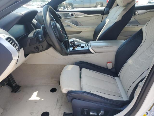 WBAGX0C10NCK00670 - 2022 BMW ALPINA B8 WHITE photo 7