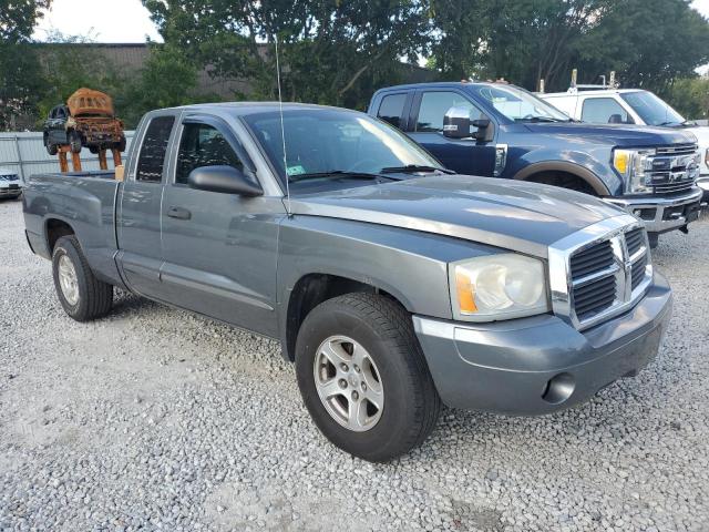 1D7HW42N45S331263 - 2005 DODGE DAKOTA SLT GRAY photo 4