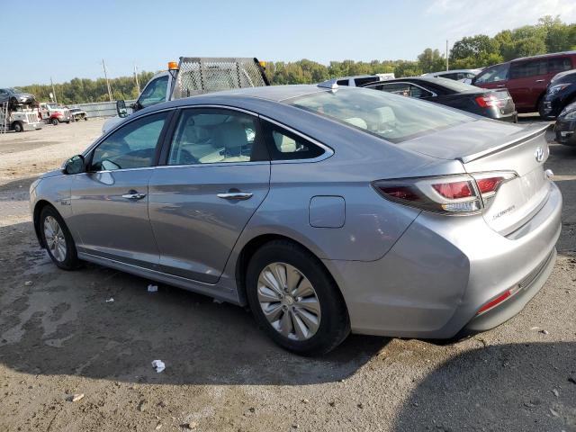 KMHE24L13GA020836 - 2016 HYUNDAI SONATA HYBRID GRAY photo 2