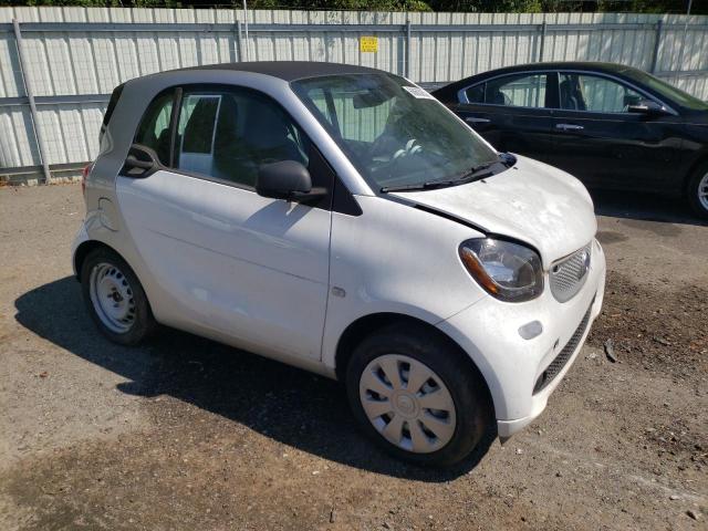 WMEFJ5DAXGK140175 - 2016 SMART FORTWO WHITE photo 4