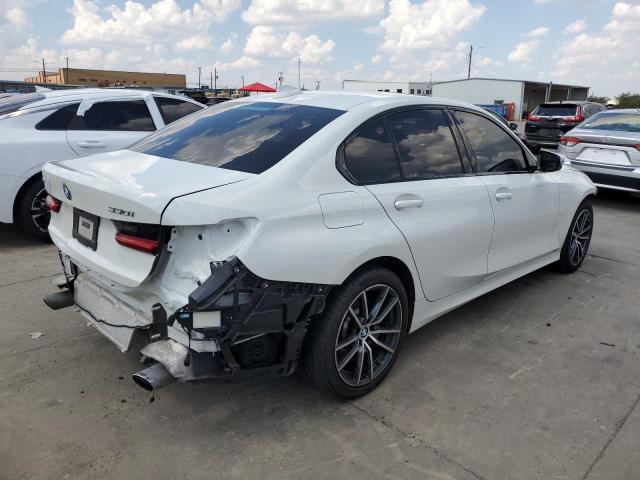 WBA5R7C58KAJ85579 - 2019 BMW 330XI WHITE photo 3