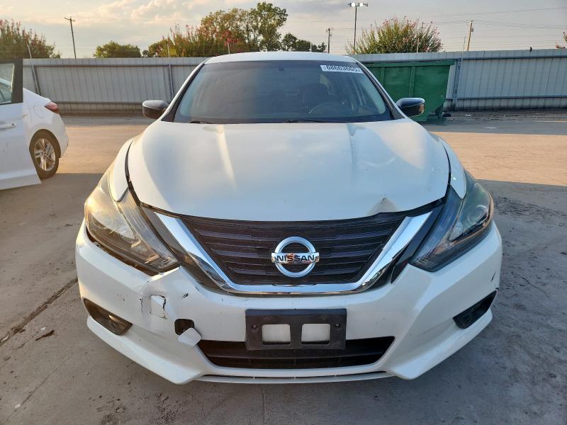 1N4AL3AP3HC293658 - 2017 NISSAN ALTIMA 2.5 WHITE photo 5
