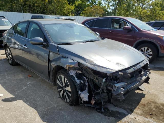 1N4BL4DV0NN316706 - 2022 NISSAN ALTIMA SV GRAY photo 4