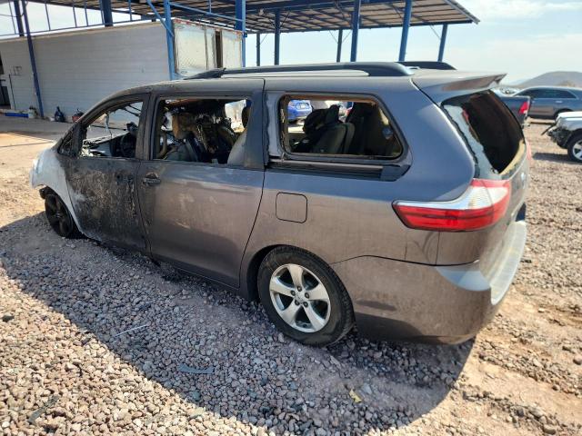 5TDKK3DC8GS696199 - 2016 TOYOTA SIENNA LE BURN photo 2