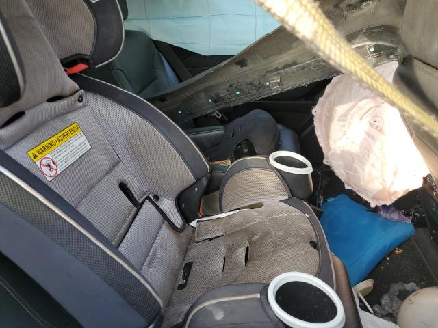 1GNEVHKWXKJ307378 - 2019 CHEVROLET TRAVERSE LT GRAY photo 11