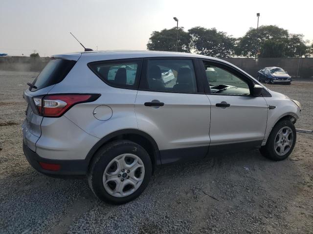 1FMCU0F71HUD85218 - 2017 FORD ESCAPE S SILVER photo 3