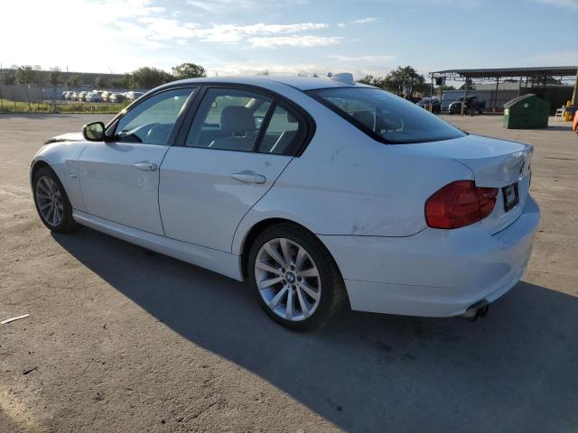 WBAPH7G51BNM58165 - 2011 BMW 328 I WHITE photo 2