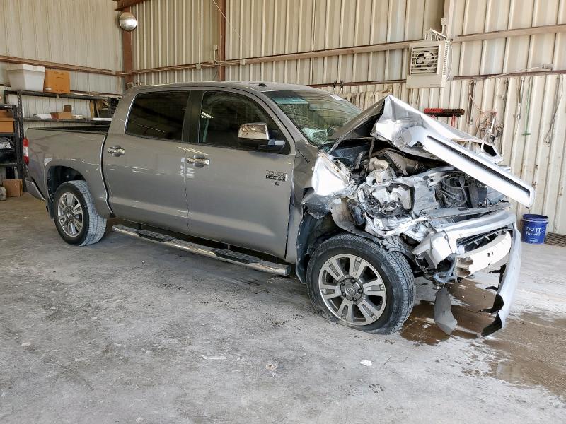 5TFAW5F14EX351718 - 2014 TOYOTA TUNDRA CREWMAX PLATINUM Plata foto 4