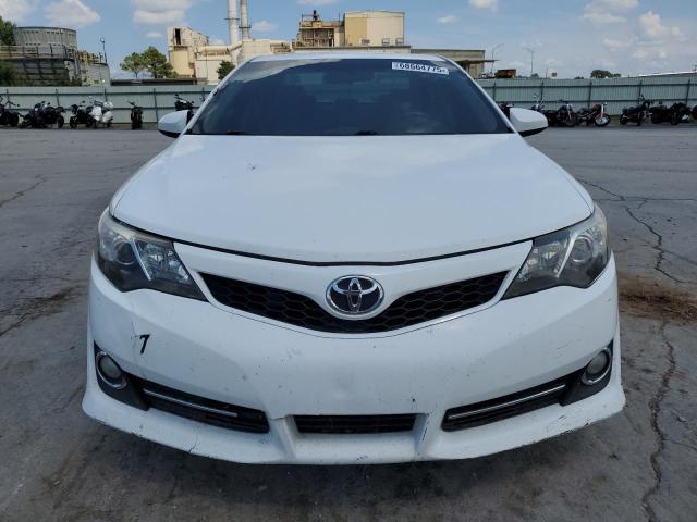 4T1BF1FK3CU544944 - 2012 TOYOTA CAMRY BASE თეთრი ფოტო 5