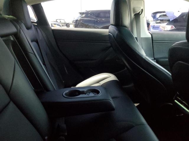 5YJ3E1EA8JF060858 - 2018 TESLA MODEL 3 SILVER photo 10