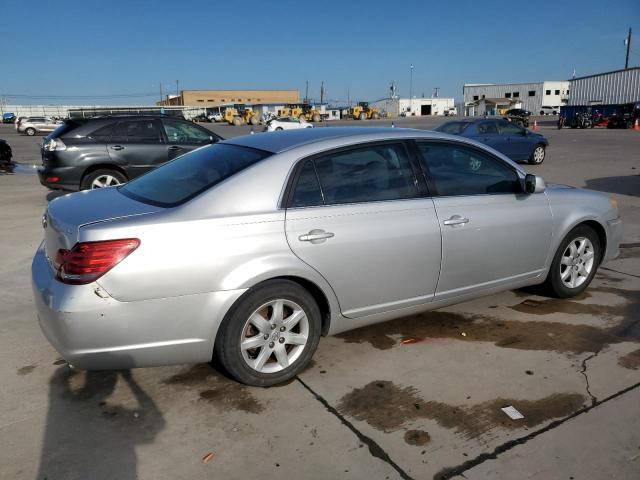 4T1BK36B48U322203 - 2008 TOYOTA AVALON XL SILVER photo 3