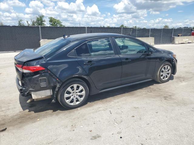 5YFEPMAE2MP219542 - 2021 TOYOTA COROLLA LE BLACK photo 3