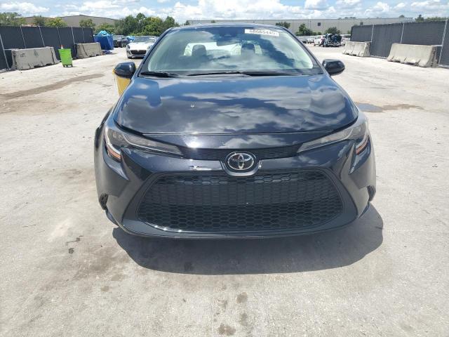 5YFEPMAE2MP219542 - 2021 TOYOTA COROLLA LE BLACK photo 5