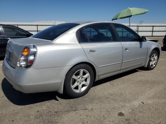 1N4AL11D44C163201 - 2004 NISSAN ALTIMA BASE SILVER photo 3