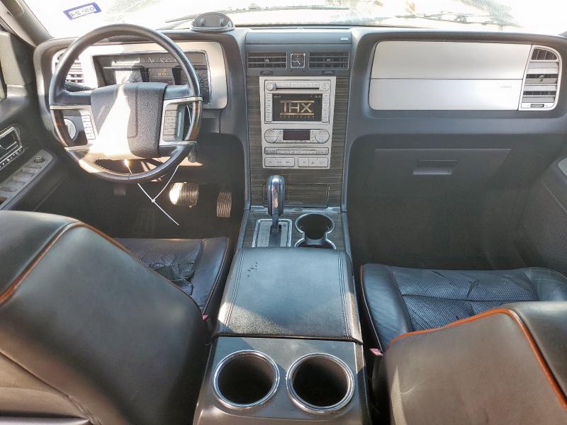 5LMFU27568LJ04457 - 2008 LINCOLN NAVIGATOR 黑色 照片 8