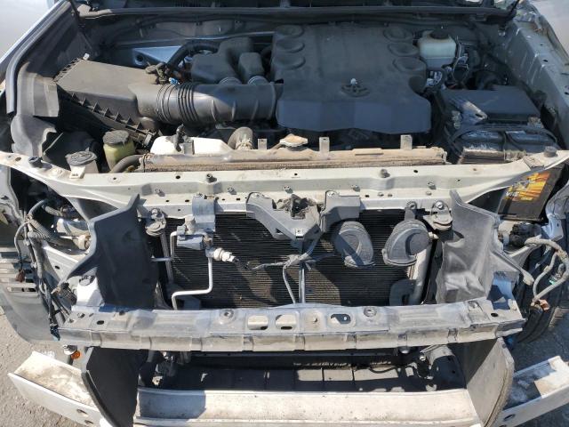 JTEZU5JR5D5049737 - 2013 TOYOTA 4RUNNER SR5 银色 照片 12