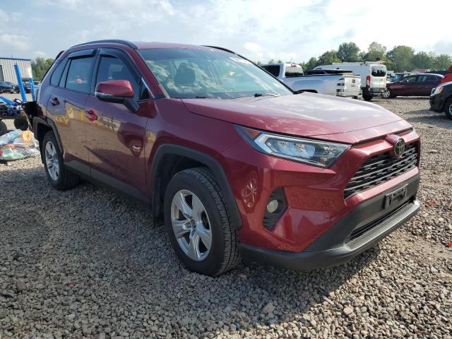 JTMP1RFV8MD073568 - 2021 TOYOTA RAV4 XLE RED photo 4