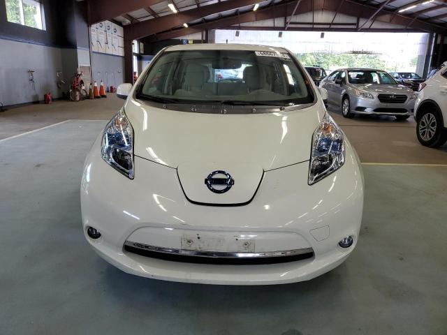 JN1AZ0CP7CT021730 - 2012 NISSAN LEAF SV WHITE photo 5