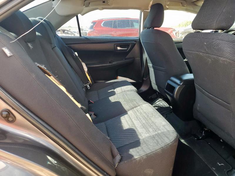 4T4BF1FKXGR532284 - 2016 TOYOTA CAMRY LE GRAY photo 10