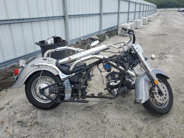 2002 SUZUKI VL800, 