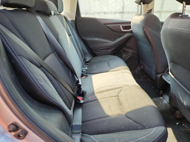 JF2SKADC7MH571636 - 2021 SUBARU FORESTER SILVER photo 11