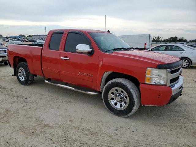 1GCRCREA8BZ444732 - 2011 CHEVROLET SILVERADO C1500  LS RED photo 4