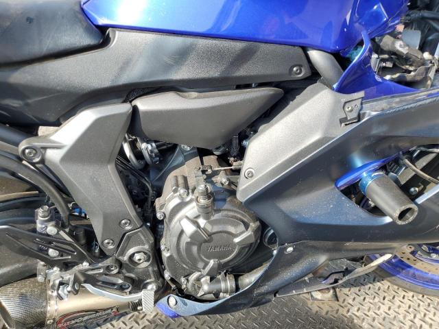 JYARM38Y2NA000618 - 2022 YAMAHA YZFR7 BLUE photo 5