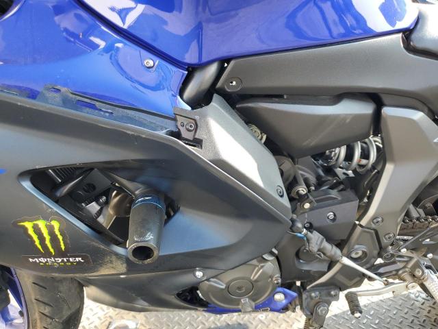 JYARM38Y2NA000618 - 2022 YAMAHA YZFR7 BLUE photo 6