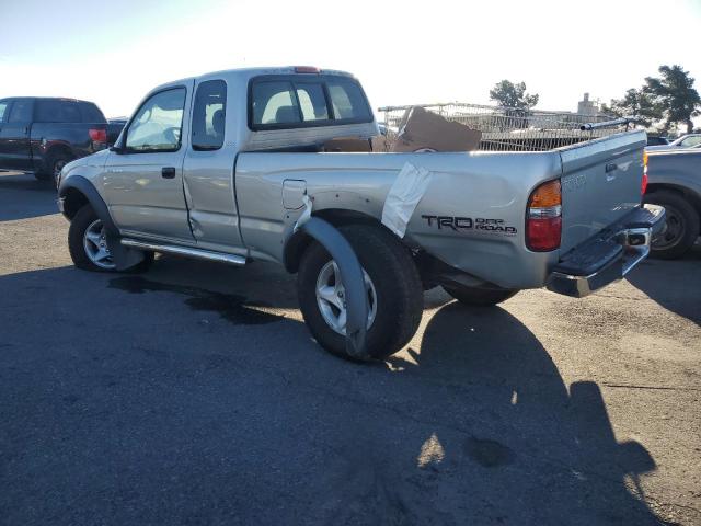 5TESN92N02Z077333 - 2002 TOYOTA TACOMA XTRACAB PRERUNNER SILVER photo 2