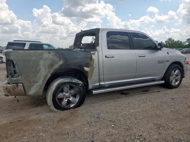 1C6RR6LT1FS581714 - 2015 RAM 1500 SLT SILVER photo 3