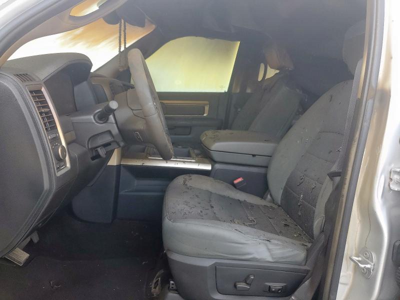 1C6RR6LT1FS581714 - 2015 RAM 1500 SLT SILVER photo 7