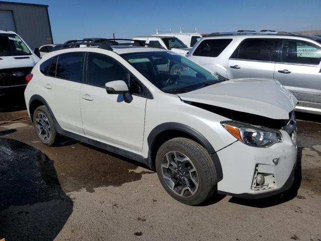 JF2GPALC5GH211150 - 2016 SUBARU CROSSTREK LIMITED WHITE photo 4