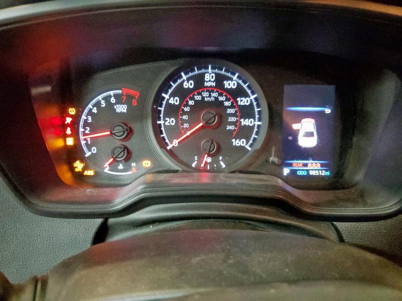 JTDS4RCE3LJ013039 - 2020 TOYOTA COROLLA SE Silber Foto 9