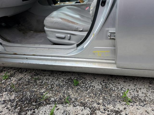 JTNBK46K573014063 - 2007 TOYOTA CAMRY LE 银色 照片 12